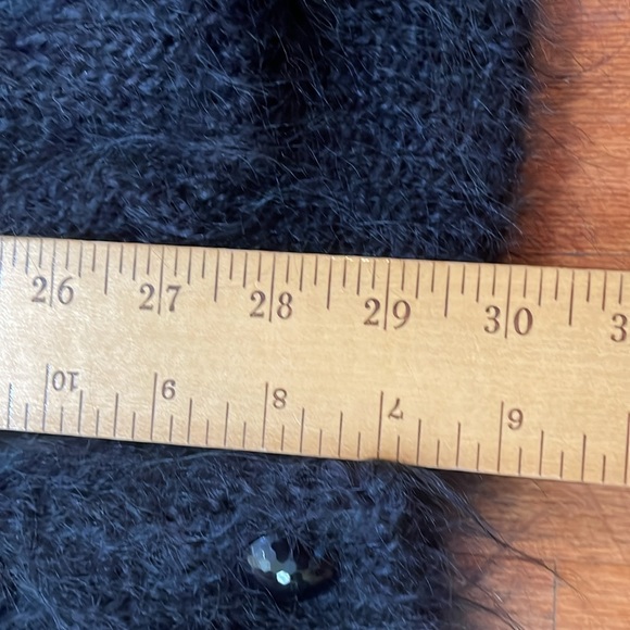 A Black Fuzzy Woman’s Vintage Designer Knitwear Claire Ellen Made in England - Picture 9 of 14